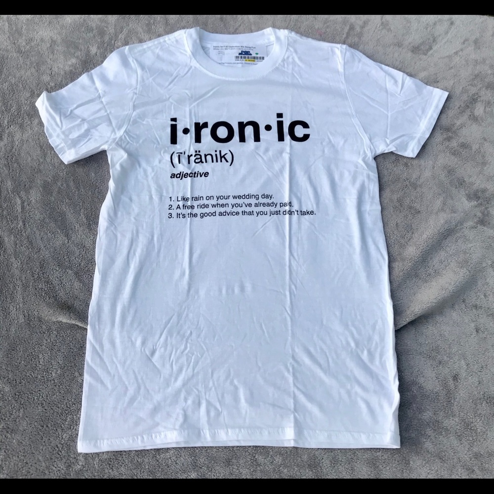 Women’s ironic popstar 90s white T-shirt Small